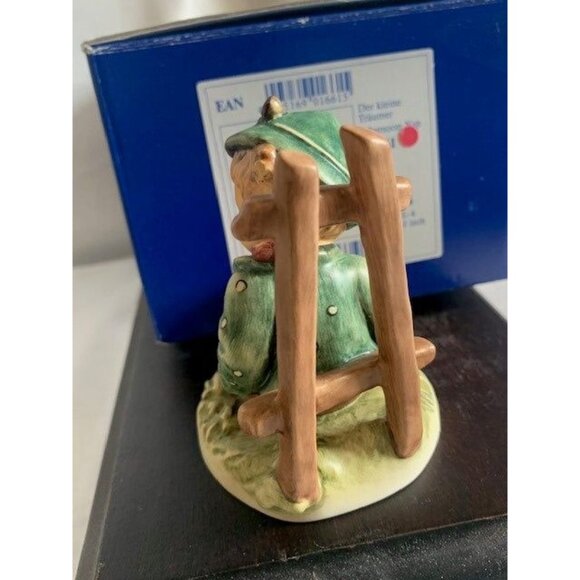 Hummel Afternoon Nap figure 836 3.5 inches with box - Picture 4 of 10